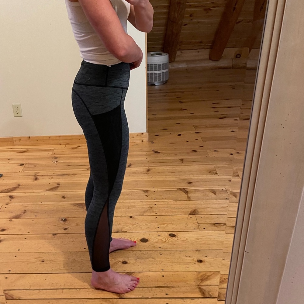 Mesh panel legging - Picture 5 of 9